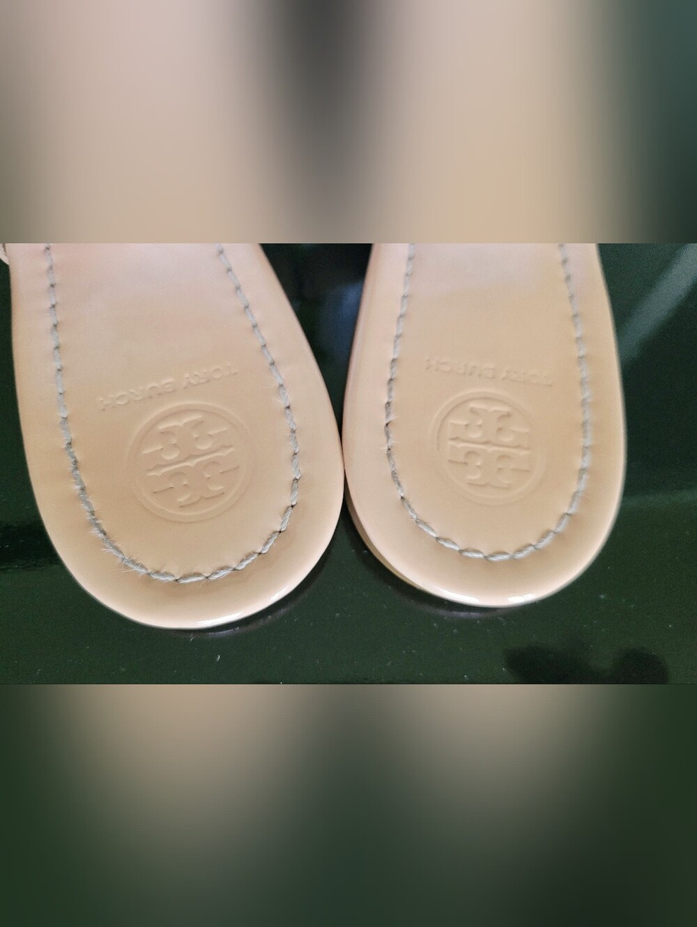 Tory Burch Miller Patent Leather Thong Sandals in MakeUp/Nude US 9 - Picture 9 of 16